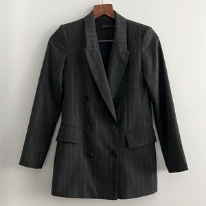 Zara Gray White Pinstriped Long Sleeved Button Front Blazer